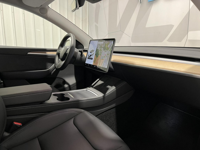 Photo 8 de l'offre de TESLA MODEL Y AWD Performance à 36990€ chez VL Auto