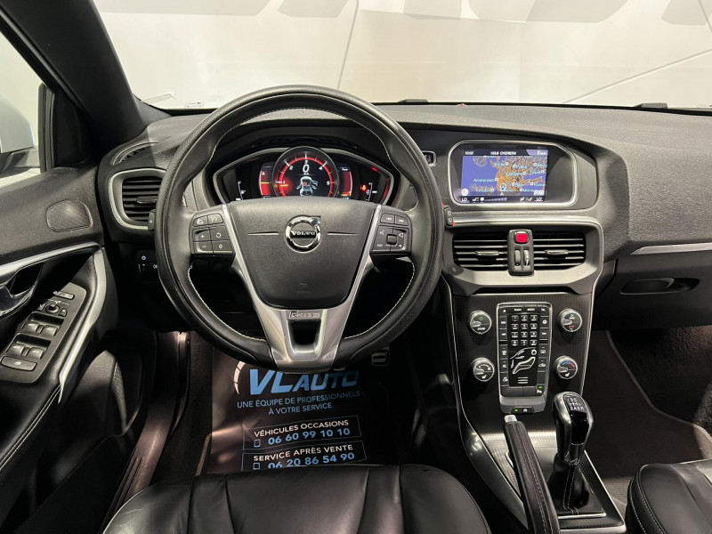 Photo 15 de l'offre de VOLVO V40 D2 AdBlue 120 ch R-Design à 16990€ chez VL Auto