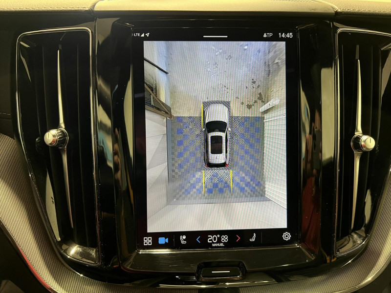 Photo 19 de l'offre de VOLVO XC60  T8 AWD Hybride rechargeable 310 ch+145 ch Geartronic 8 Polestar Engineered à 54990€ chez VL Auto