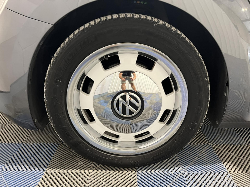 Photo 19 de l'offre de VOLKSWAGEN COCCINELLE 1.4 TSI 160 Vintage DSG7 à 16490€ chez VL Auto