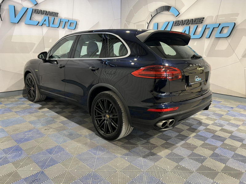 Photo 3 de l'offre de PORSCHE CAYENNE 3.0 V6 416 ch S E-Hybrid Tiptronic BVA à 34990€ chez VL Auto