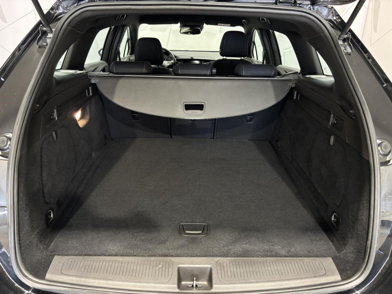 Photo 14 de l'offre de OPEL Astra Sports Tourer 1.6 CDTI 110 ch Business Edition à 10990€ chez VL Auto