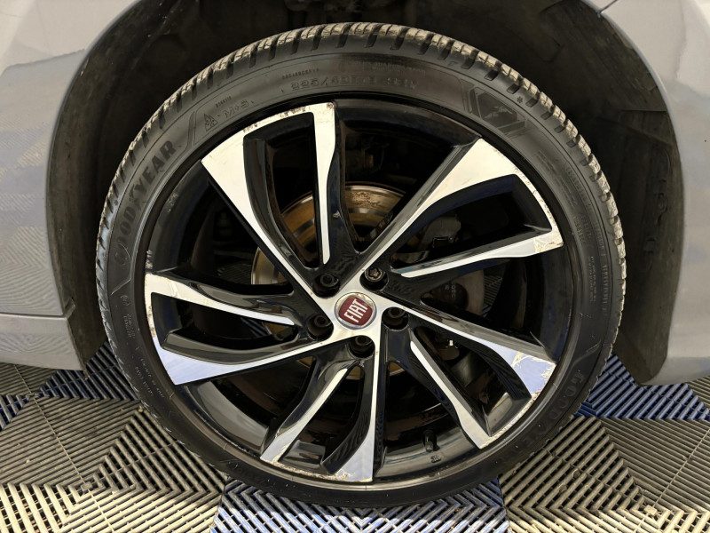 Photo 17 de l'offre de FIAT TIPO 5 Portes 1.4 T-Jet 120 ch Start/Stop S-Design à 10990€ chez VL Auto