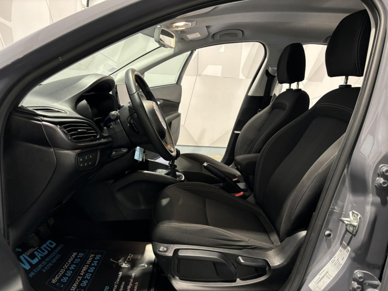 Photo 7 de l'offre de FIAT TIPO 5 Portes 1.4 T-Jet 120 ch Start/Stop S-Design à 10990€ chez VL Auto
