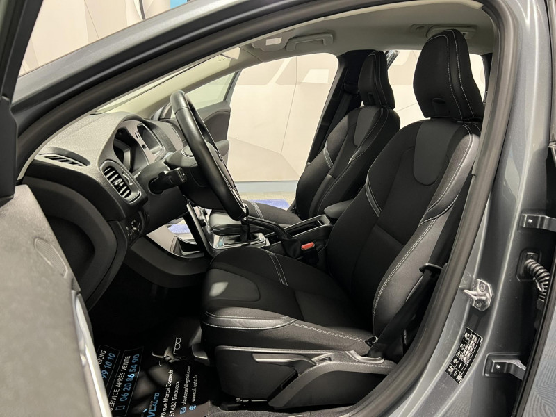 Photo 6 de l'offre de VOLVO V40 D2 120 ch Business à 12490€ chez VL Auto