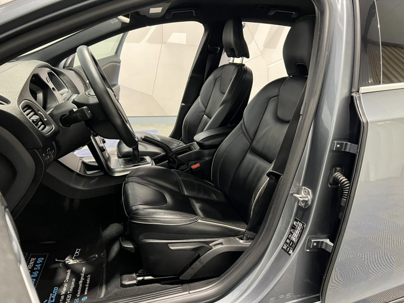 Photo 6 de l'offre de VOLVO V40 D2 AdBlue 120 ch R-Design à 16990€ chez VL Auto