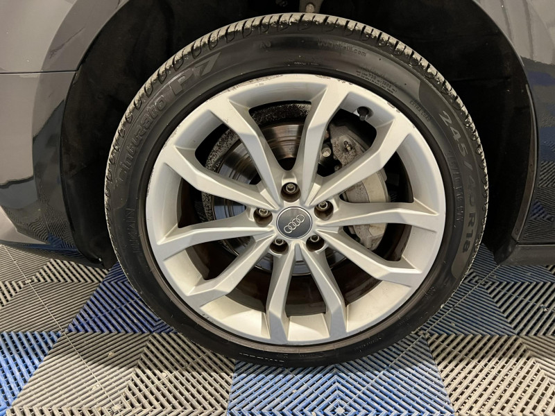 Photo 19 de l'offre de AUDI A4  2.0 TDI 190 S tronic 7 Quattro Design Luxe à 16490€ chez VL Auto
