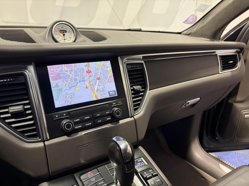 Photo 12 de l'offre de PORSCHE MACAN Turbo 3.6 V6 400 ch PDK à 36990€ chez VL Auto