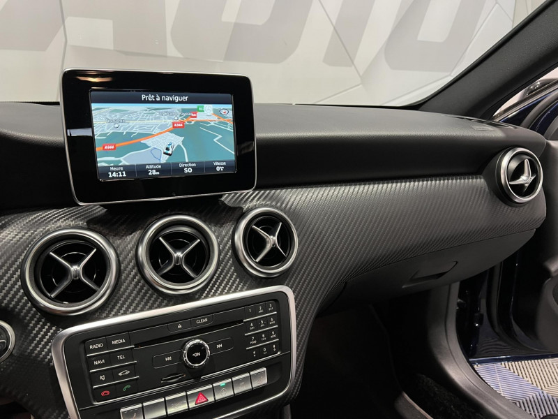 Photo 12 de l'offre de MERCEDES-BENZ CLASSE A 180 d 7G-DCT Fascination à 18990€ chez VL Auto