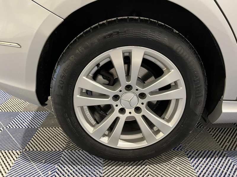 Photo 17 de l'offre de MERCEDES-BENZ CLASSE B 180 BlueEFFICIENCY Sport à 10990€ chez VL Auto