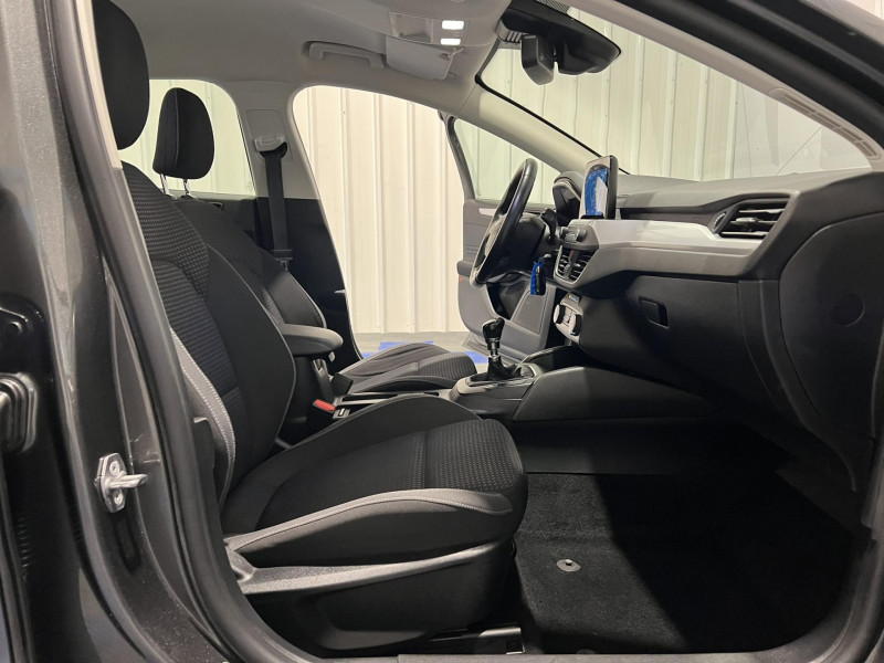 Photo 11 de l'offre de FORD FOCUS SW 1.5 EcoBlue 95 S&S Trend Business à 9990€ chez VL Auto