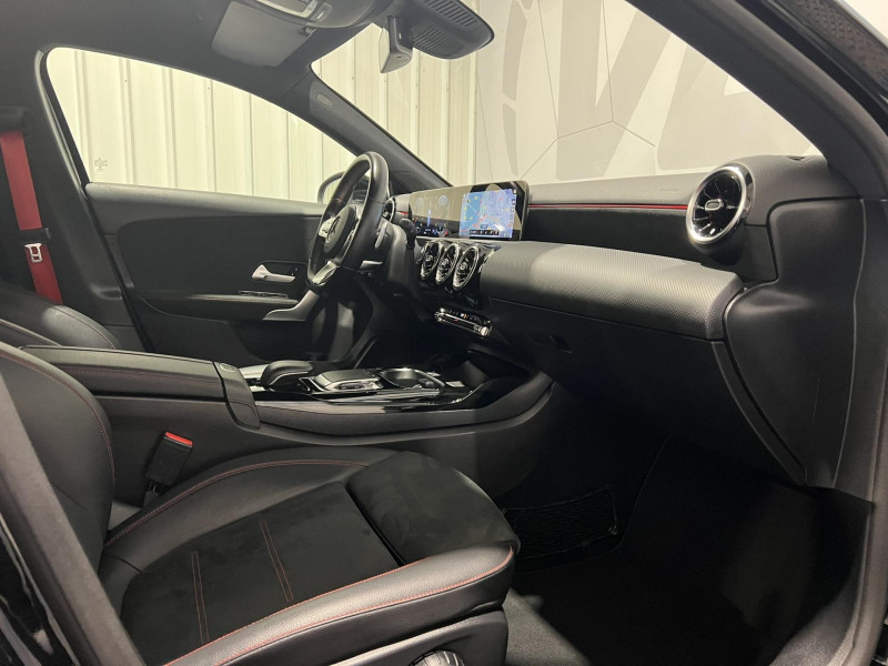Photo 8 de l'offre de MERCEDES-BENZ CLASSE A 35 AMG 7G-DCT Speedshift AMG 4Matic à 32990€ chez VL Auto