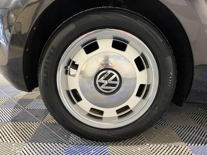 Photo 16 de l'offre de VOLKSWAGEN COCCINELLE CABRIOLET 1.6 TDI 105 FAP Vintage à 13990€ chez VL Auto