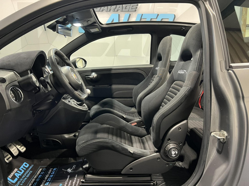 Photo 7 de l'offre de ABARTH 500c Cabriolet 595 1.4 Turbo 16V T-Jet 180 ch BVM5 Competizione à 22490€ chez VL Auto
