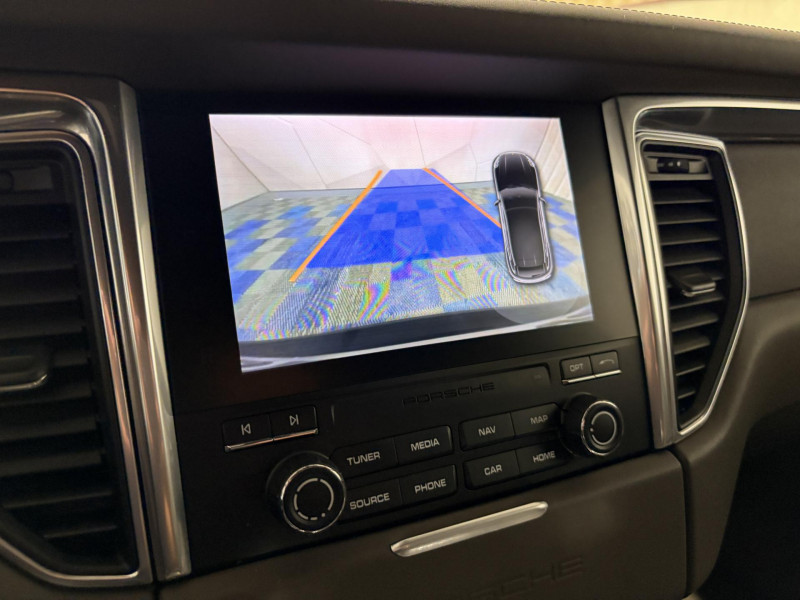 Photo 9 de l'offre de PORSCHE MACAN Turbo 3.6 V6 400 ch PDK à 36990€ chez VL Auto