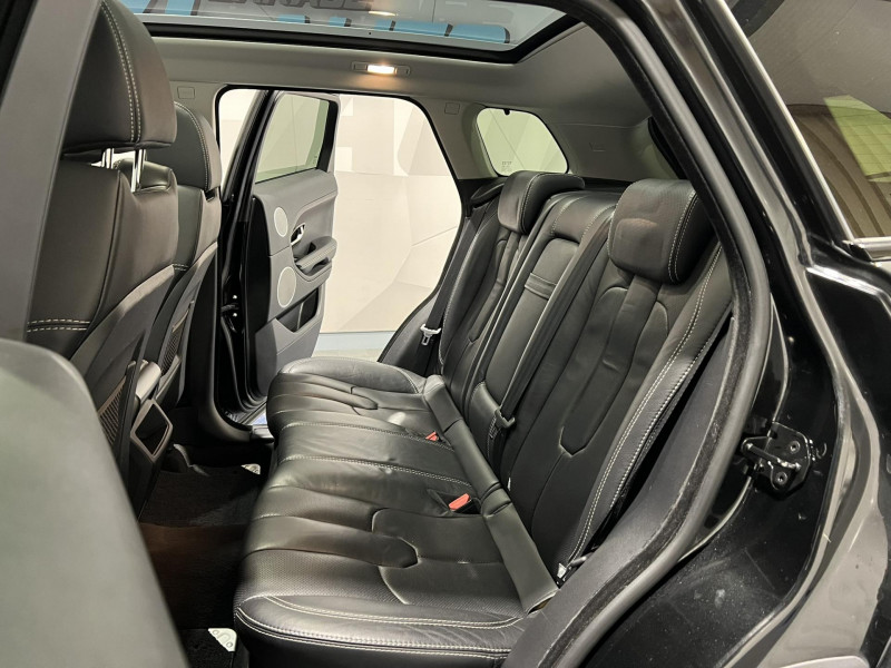 Photo 9 de l'offre de LAND-ROVER RANGE ROVER EVOQUE 2.2 SD4 - BVA  Dynamic à 15990€ chez VL Auto