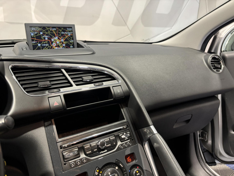 Photo 11 de l'offre de PEUGEOT 3008  1.6 BlueHDi 115ch S&S BVM6 Style à 12490€ chez VL Auto
