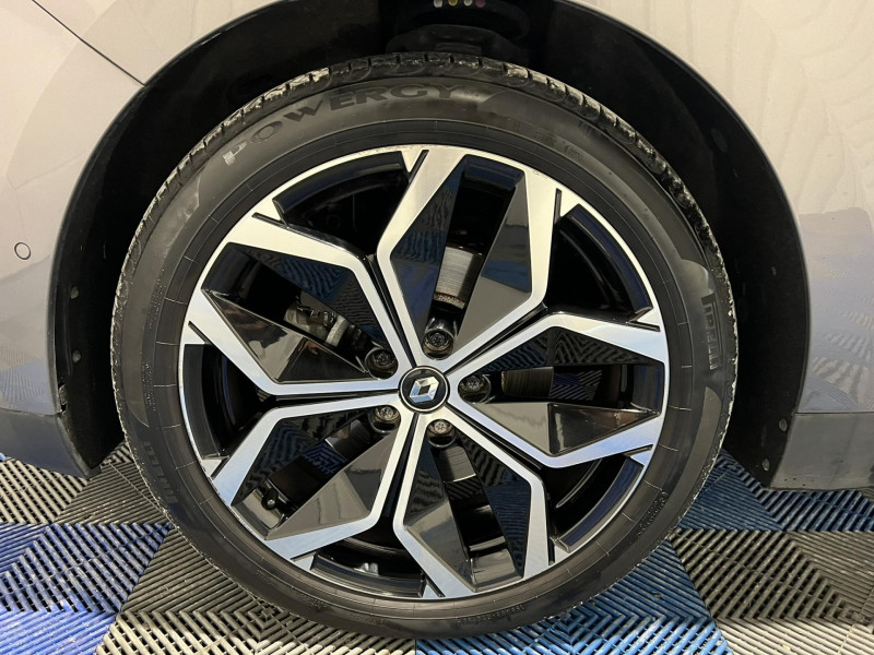 Photo 17 de l'offre de RENAULT GRAND SCENIC TCe 140 FAP EDC  Intens 7 Places à 22990€ chez VL Auto