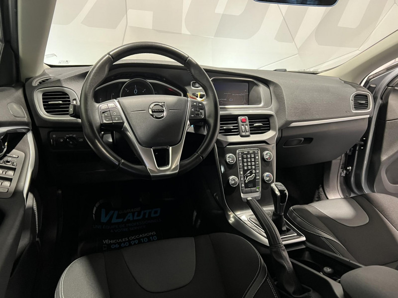 Photo 16 de l'offre de VOLVO V40 D2 120 ch Business à 12490€ chez VL Auto