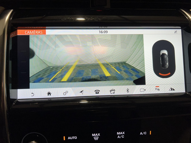 Photo 17 de l'offre de LAND-ROVER DISCOVERY SPORT  2.0 D180 - BVA  S à 22990€ chez VL Auto