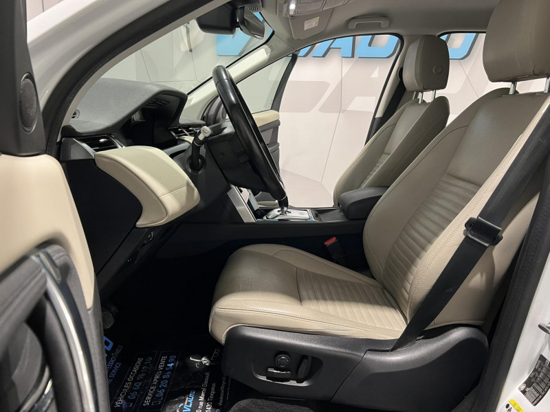 Photo 6 de l'offre de LAND-ROVER DISCOVERY SPORT  2.0 D180 - BVA  S à 22990€ chez VL Auto