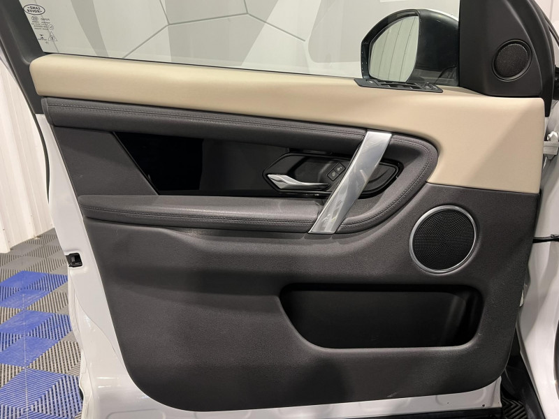 Photo 18 de l'offre de LAND-ROVER DISCOVERY SPORT  2.0 D180 - BVA  S à 22990€ chez VL Auto