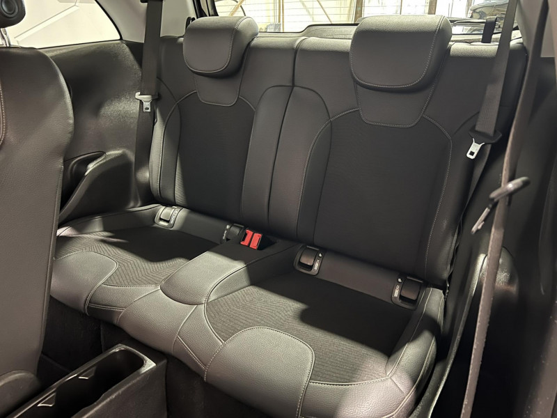 Photo 9 de l'offre de OPEL ADAM 1.2 Twinport 70 ch S/S Swingtop à 7990€ chez VL Auto