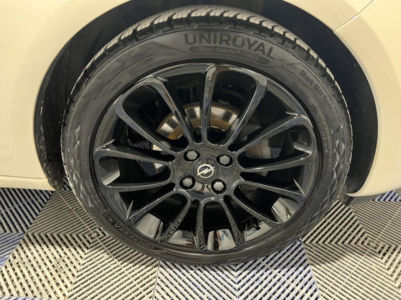 Photo 19 de l'offre de OPEL ADAM 1.2 Twinport 70 ch S/S Swingtop à 7990€ chez VL Auto