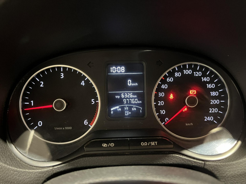 Photo 11 de l'offre de VOLKSWAGEN POLO 1.6 TDI 90 CR FAP Cross Polo à 10990€ chez VL Auto