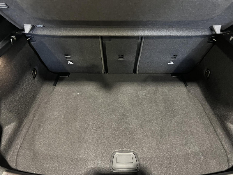 Photo 20 de l'offre de MERCEDES-BENZ CLASSE A 180 d 8G-DCT AMG Line à 30990€ chez VL Auto