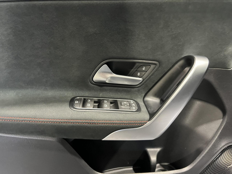 Photo 23 de l'offre de MERCEDES-BENZ CLASSE A 180 d 8G-DCT AMG Line à 30990€ chez VL Auto