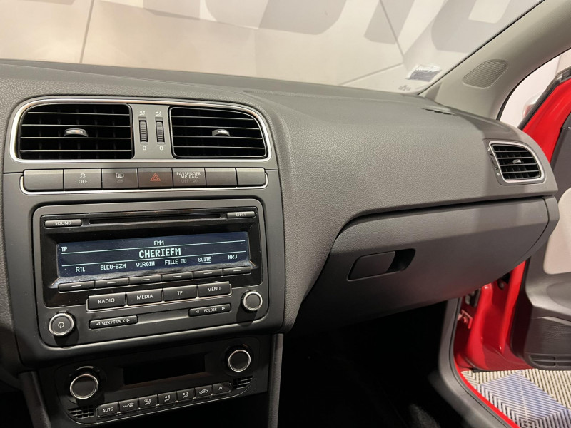 Photo 12 de l'offre de VOLKSWAGEN POLO 1.6 TDI 90 CR FAP Cross Polo à 10990€ chez VL Auto