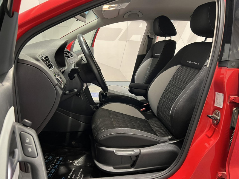 Photo 6 de l'offre de VOLKSWAGEN POLO 1.6 TDI 90 CR FAP Cross Polo à 10990€ chez VL Auto