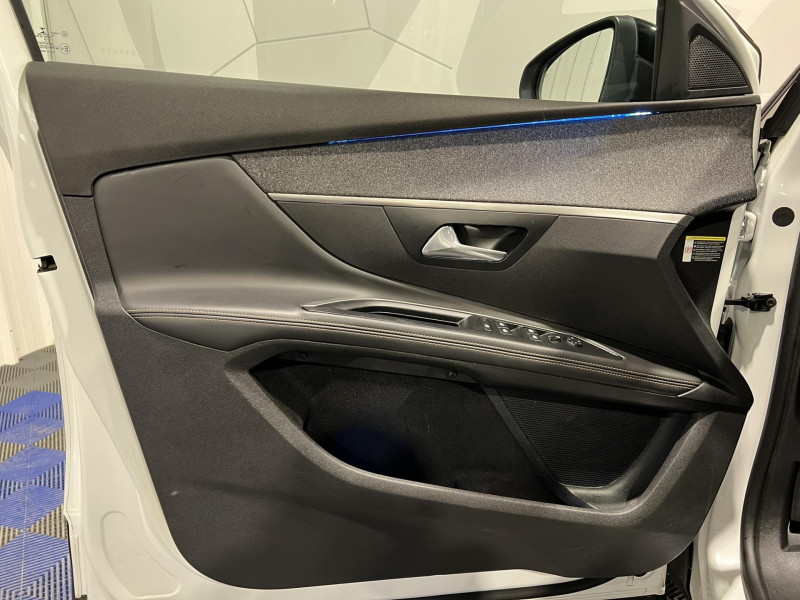 Photo 23 de l'offre de PEUGEOT 5008  2.0 BlueHDi 150ch S&S BVM6 GT Line 7 Places à 17990€ chez VL Auto