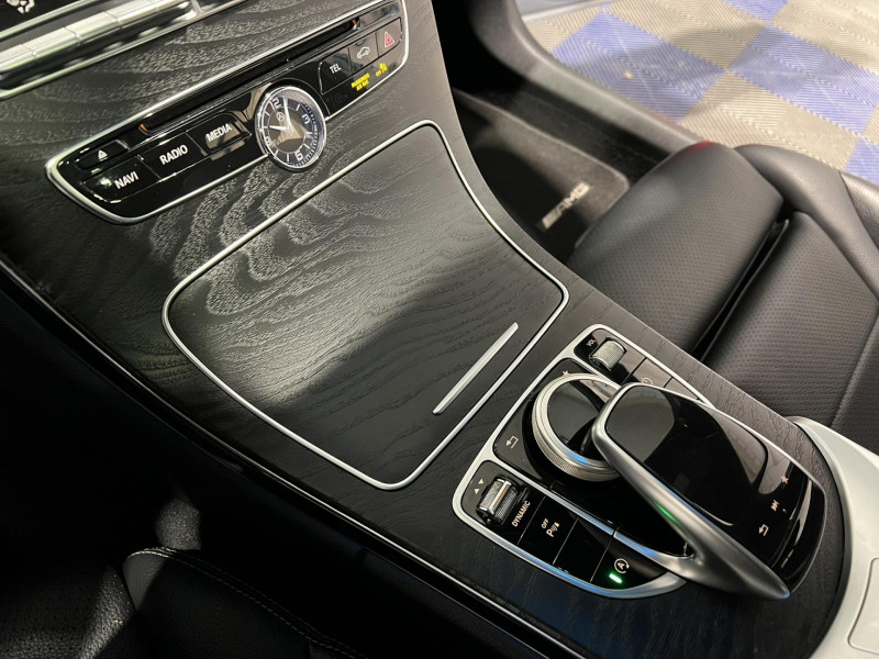 Photo 13 de l'offre de MERCEDES-BENZ Classe C Break 300 9G-Tronic Sportline à 24990€ chez VL Auto