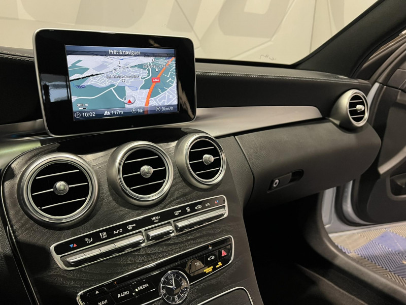 Photo 12 de l'offre de MERCEDES-BENZ Classe C Break 300 9G-Tronic Sportline à 24990€ chez VL Auto