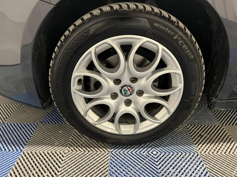 Photo 17 de l'offre de ALFA ROMEO GIULIETTA 1.4 TJet 120 ch S&S Super à 9490€ chez VL Auto