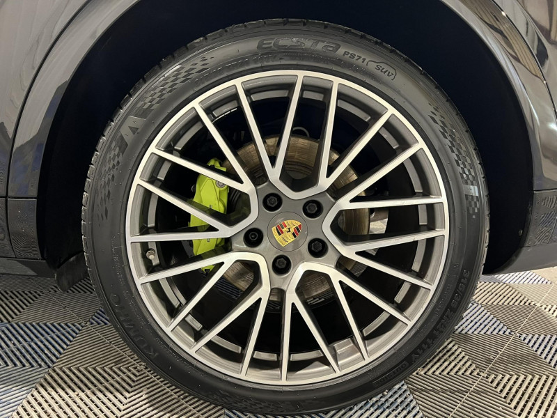 Photo 19 de l'offre de PORSCHE CAYENNE E-Hybrid 3.0 V6 462 ch Tiptronic BVA S à 54990€ chez VL Auto