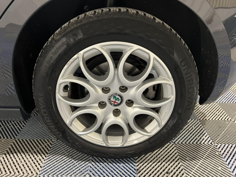 Photo 18 de l'offre de ALFA ROMEO GIULIETTA 1.4 TJet 120 ch S&S Super à 9490€ chez VL Auto