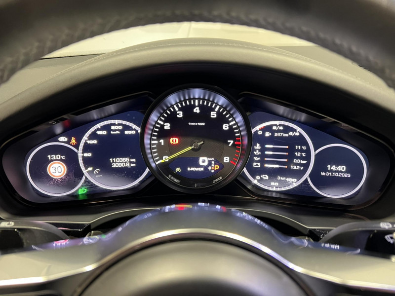 Photo 11 de l'offre de PORSCHE CAYENNE E-Hybrid 3.0 V6 462 ch Tiptronic BVA S à 54990€ chez VL Auto