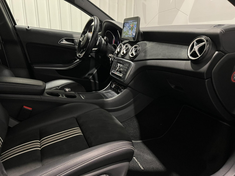 Photo 8 de l'offre de MERCEDES-BENZ CLASSE A 250 7G-DCT WhiteArt Edition à 22990€ chez VL Auto