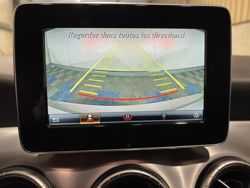 Photo 15 de l'offre de MERCEDES-BENZ CLA SHOOTING BRAKE 180 7-G DCT Fascination à 19990€ chez VL Auto