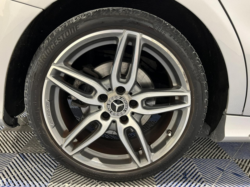 Photo 18 de l'offre de MERCEDES-BENZ CLA SHOOTING BRAKE 180 7-G DCT Fascination à 19990€ chez VL Auto