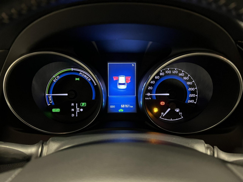 Photo 11 de l'offre de TOYOTA AURIS Hybride 136h Dynamic à 14990€ chez VL Auto