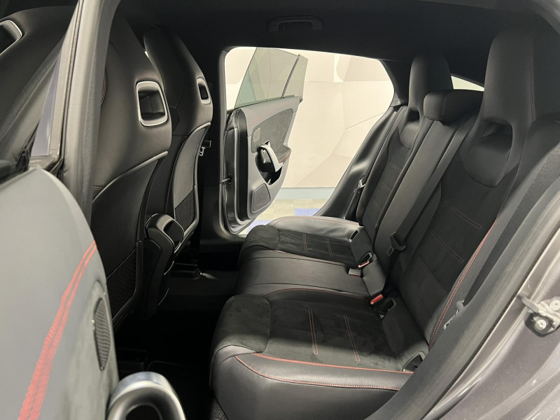 Photo 9 de l'offre de MERCEDES-BENZ CLA SHOOTING BRAKE 220 d 8G-DCT AMG Line à 29990€ chez VL Auto