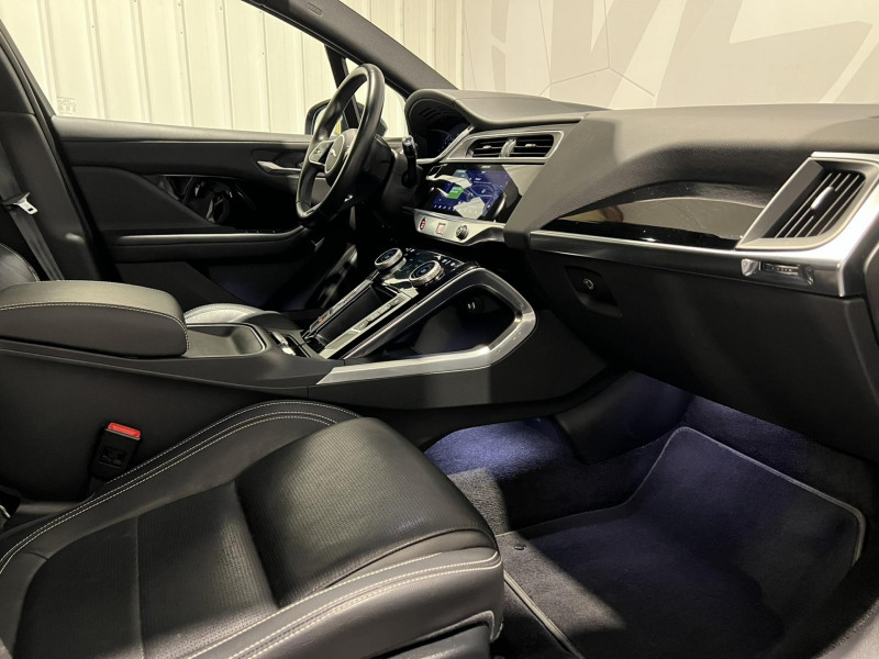 Photo 8 de l'offre de JAGUAR I-PACE AWD 90kWh SE à 23990€ chez VL Auto