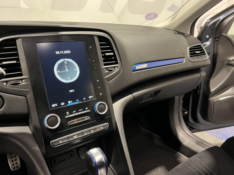 Photo 12 de l'offre de RENAULT MEGANE  IV Berline TCe 205 Energy EDC GT à 18490€ chez VL Auto
