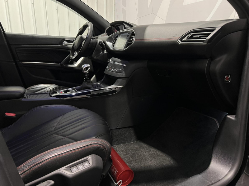 Photo 8 de l'offre de PEUGEOT 308 SW  1.6 THP 205ch S&S BVM6 GT à 12990€ chez VL Auto