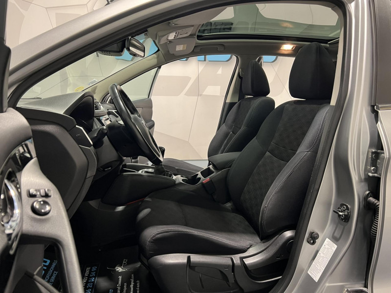 Photo 6 de l'offre de NISSAN QASHQAI 1.6 dCi 130 N-Connecta à 12990€ chez VL Auto