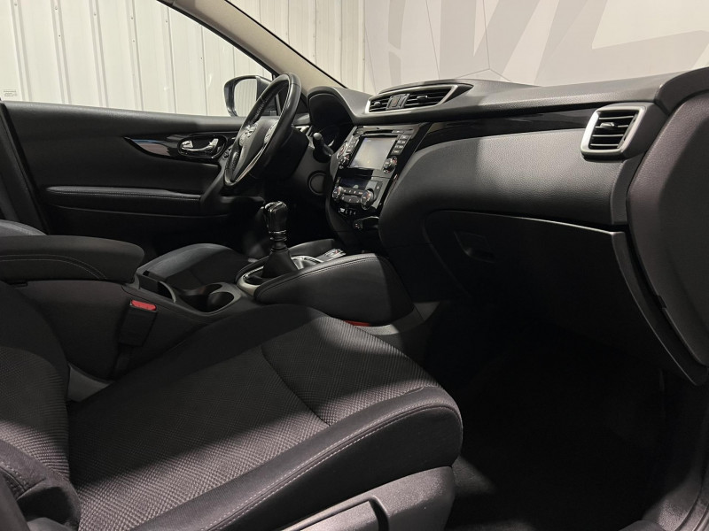 Photo 8 de l'offre de NISSAN QASHQAI 1.6 dCi 130 N-Connecta à 12990€ chez VL Auto